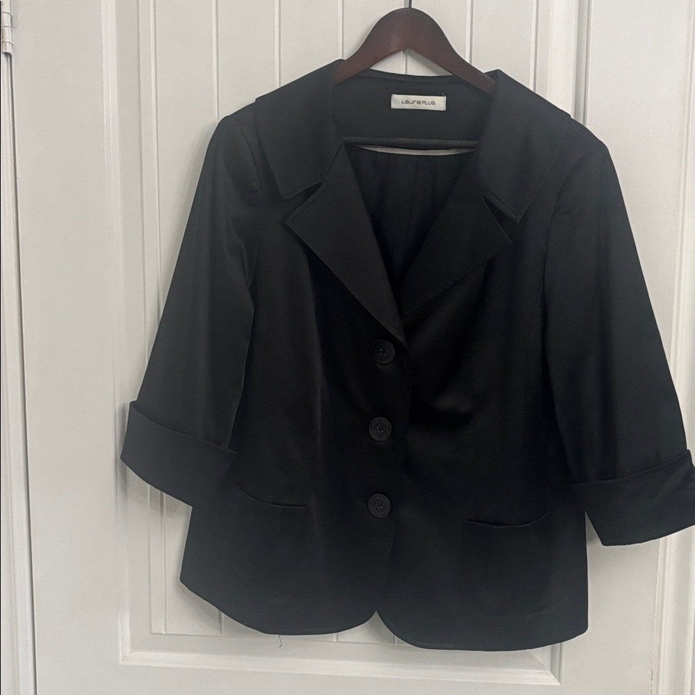 LAURA Plus Black Jacket 3/4 Sleeves